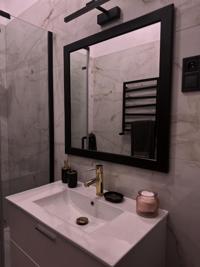 Ferienwohnung Loft Przy Placu Niepodleglosci Jelenia Góra Exterior foto