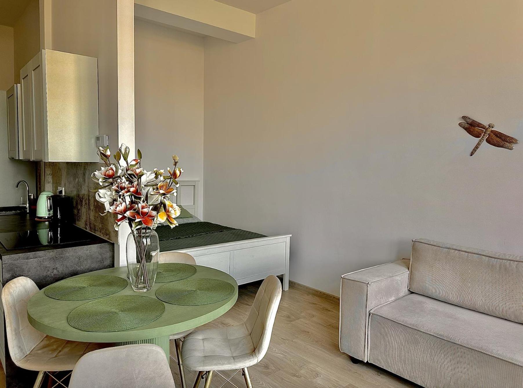 Ferienwohnung Loft Przy Placu Niepodleglosci Jelenia Góra Exterior foto